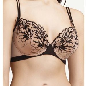 NWOT Chantelle Shadows Plunge Full Cup Bra